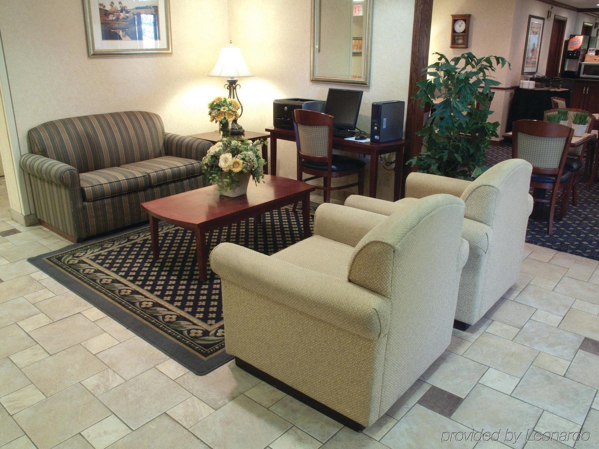 Отель La Quinta By Wyndham Hartford Bradley Airport Виндзор Локс Экстерьер фото